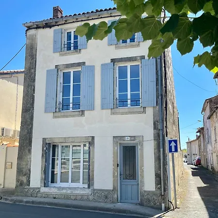 La Maison Saint Pierre, Vakantiehuis Aulnay (Charente-Maritime)