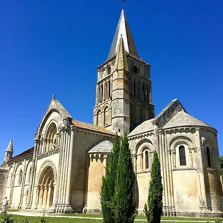 La Maison Saint Pierre, Vakantiehuis Aulnay (Charente-Maritime)