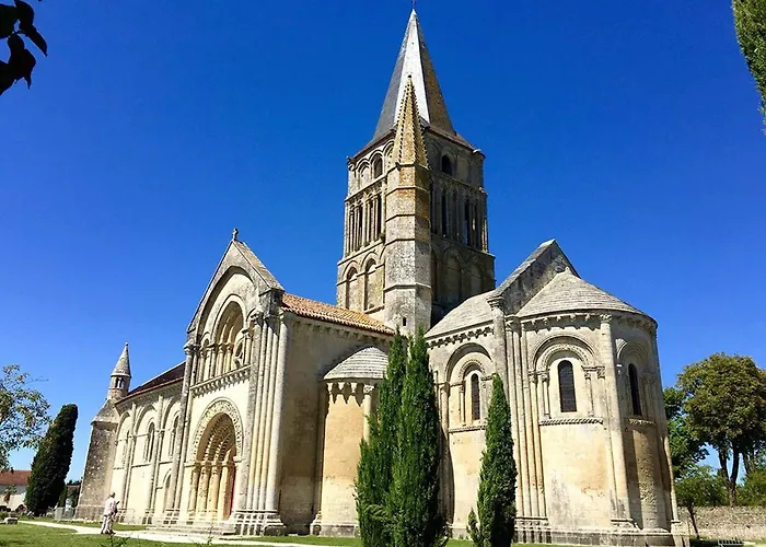 La Maison Saint Pierre, بيت للعطل Aulnay (Charente-Maritime)